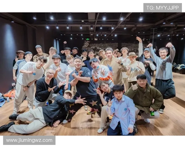 上海街舞队在世界街舞大赛中的团队协作表现分析与点评