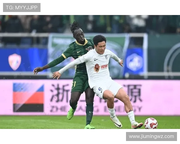 中超精彩对决大连队迎战重庆队视频回顾与精彩瞬间解析 中超精彩对决大连队迎战重庆队视频回顾与精彩瞬间解析