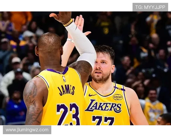 太阳与湖人激战正酣12月3日精彩直播不容错过 太阳与湖人激战正酣12月3日精彩直播不容错过